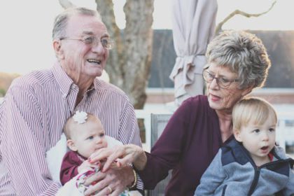 Creative ways to involve grandparents in their grandchildren's lives